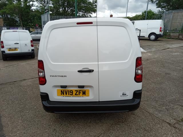 2019 Peugeot Partner 950 1.5 Bluehdi 100 Professional Van (NV19ZFM) Image 7