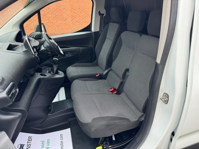 2020 Peugeot Partner 1000 1.5 Bluehdi 100 Professional Van (NV20BGZ) Image 31