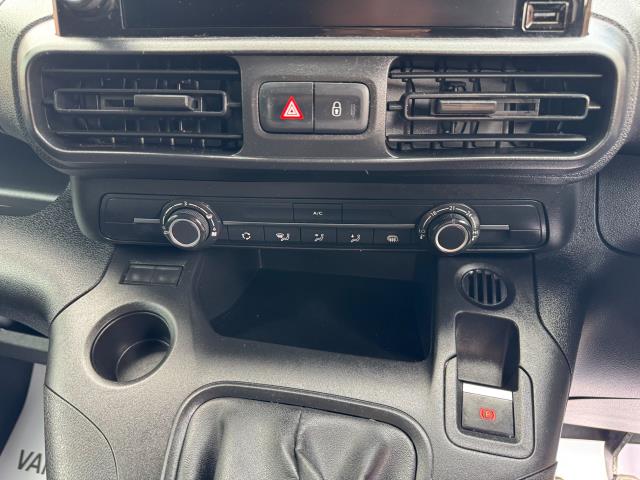 2020 Peugeot Partner 1000 1.5 Bluehdi 100 Professional Van (NV20BGZ) Image 25