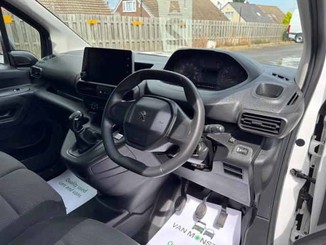 2020 Peugeot Partner 1000 1.5 Bluehdi 100 Professional Van (NV20BGZ) Image 14