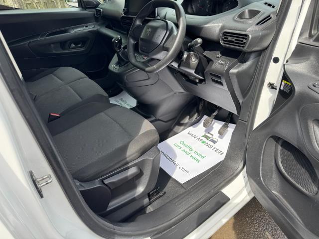 2020 Peugeot Partner 1000 1.5 Bluehdi 100 Professional Van (NV20BGZ) Image 17