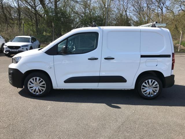2020 Peugeot Partner 1000 1.5 Bluehdi 100 Professional Van (NV20CXO) Image 4