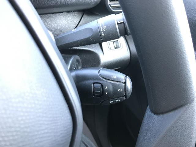 2020 Peugeot Partner 1000 1.5 Bluehdi 100 Professional Van (NV20CXO) Image 28
