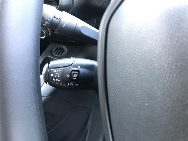 2020 Peugeot Partner 1000 1.5 Bluehdi 100 Professional Van (NV20CXO) Image 27