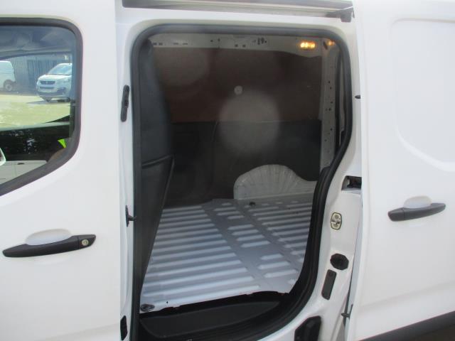 2020 Peugeot Partner STANDARD 1000 1.5 BLUE HDI 100PS PROFESSIONAL (NV20CYT) Image 24