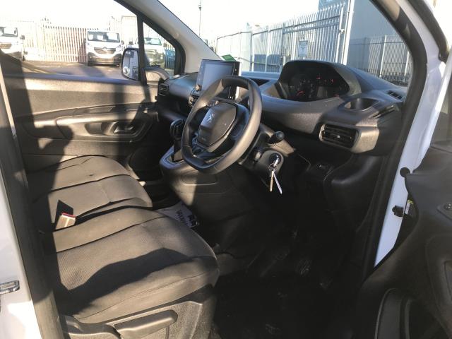 2020 Peugeot Partner L2 950 1.5BLUE HDI 100PS PROFESSIONAL EURO 6 (NV20EDO) Image 21