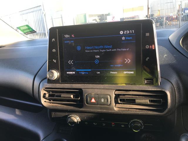 2020 Peugeot Partner L2 950 1.5BLUE HDI 100PS PROFESSIONAL EURO 6 (NV20EDO) Image 14