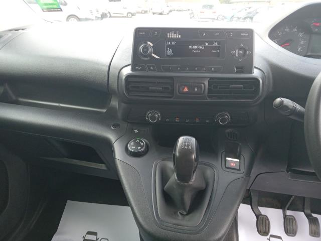2020 Peugeot Partner 1000 1.5 Bluehdi 100 Grip Van (LIMITED TO 70MPH) (NV20EDR) Image 25