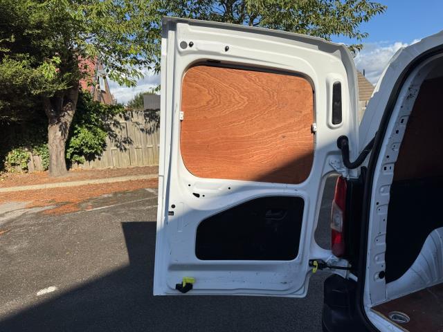 2020 Peugeot Partner 1000 1.5 Bluehdi 100 Grip Van (NV20EEB) Image 50