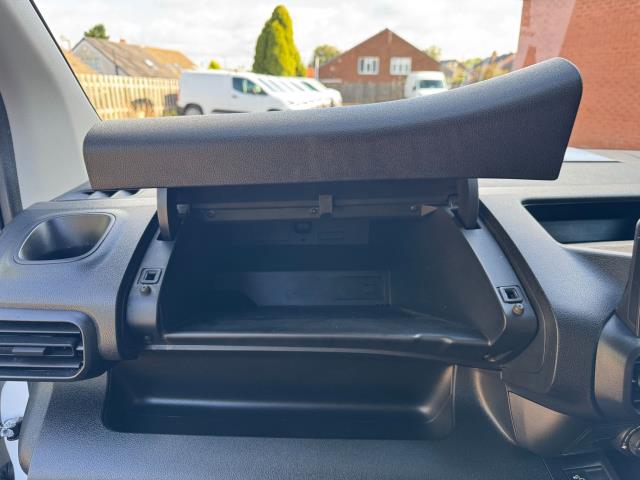 2020 Peugeot Partner 1000 1.5 Bluehdi 100 Grip Van (NV20EEB) Image 37