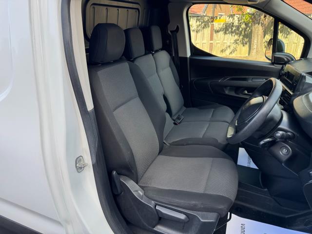 2020 Peugeot Partner 1000 1.5 Bluehdi 100 Grip Van (NV20EEB) Image 16