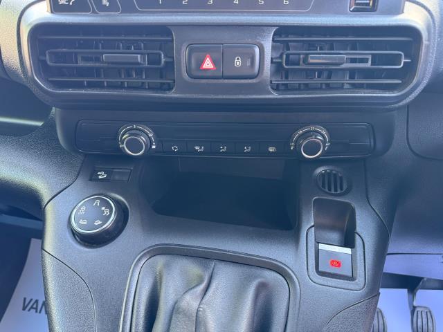 2020 Peugeot Partner 1000 1.5 Bluehdi 100 Grip Van (NV20EEB) Image 26