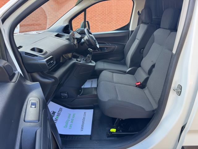 2020 Peugeot Partner 1000 1.5 Bluehdi 100 Grip Van (NV20EEB) Image 32