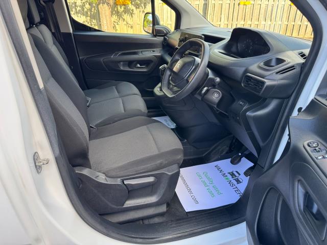 2020 Peugeot Partner 1000 1.5 Bluehdi 100 Grip Van (NV20EEB) Image 13