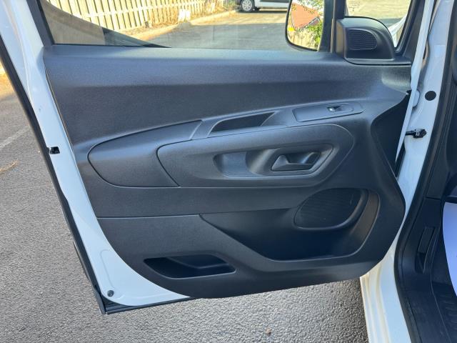 2020 Peugeot Partner 1000 1.5 Bluehdi 100 Grip Van (NV20EEB) Image 35