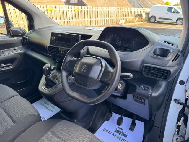 2020 Peugeot Partner 1000 1.5 Bluehdi 100 Grip Van (NV20EEB) Image 14