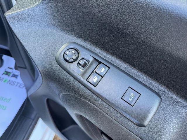 2020 Peugeot Partner 1000 1.5 Bluehdi 100 Grip Van (NV20EEB) Image 19