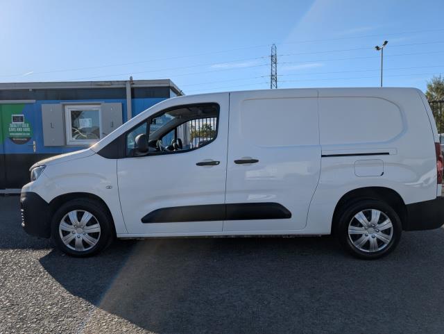 2020 Peugeot Partner 850 1.5 Bluehdi 100 Professional Crew Van (NV20EWR) Image 5