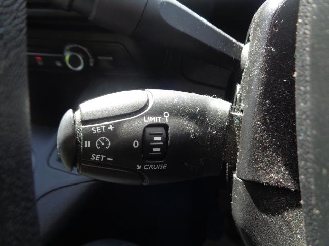 2020 Peugeot Partner 1000 1.5 Bluehdi 100 Professional Van (NV20EZX) Image 27