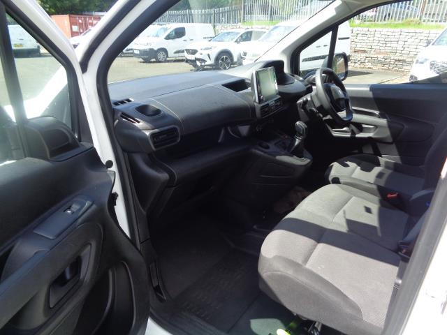 2020 Peugeot Partner 1000 1.5 Bluehdi 100 Professional Van (NV20EZX) Image 20