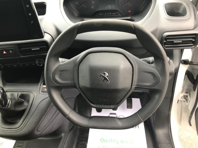 2020 Peugeot Partner 1000 1.5 Bluehdi 100 Professional Van (NV20FBA) Image 21