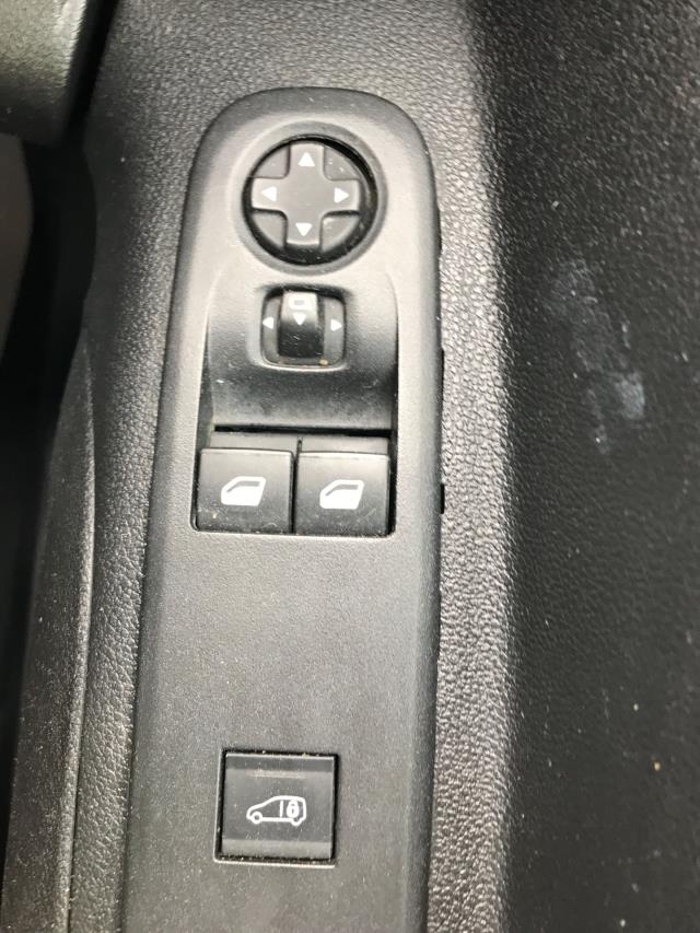 2020 Peugeot Partner 1000 1.5 Bluehdi 100 Professional Van (NV20FBA) Image 28