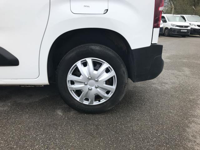 2020 Peugeot Partner 1000 1.5 Bluehdi 100 Professional Van (NV20FBA) Image 16