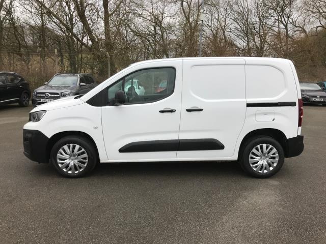 2020 Peugeot Partner 1000 1.5 Bluehdi 100 Professional Van (NV20FBJ) Image 4