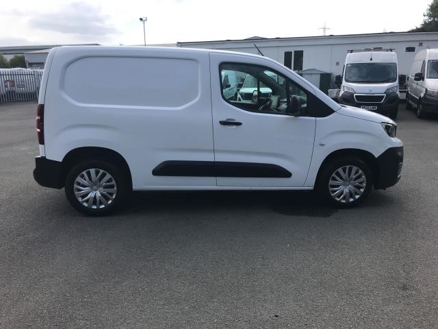 2020 Peugeot Partner 1000 1.5 Bluehdi 100 Professional Van (NV20FCC) Image 12