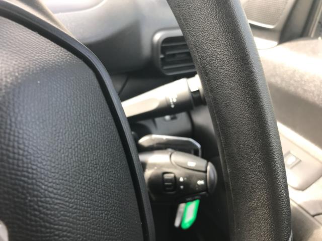 2020 Peugeot Partner 1000 1.5 Bluehdi 100 Professional Van (NV20FCC) Image 27