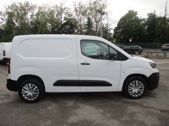 2020 Peugeot Partner 1000 1.5 Bluehdi 100 Professional Van (NV20FCE) Image 3