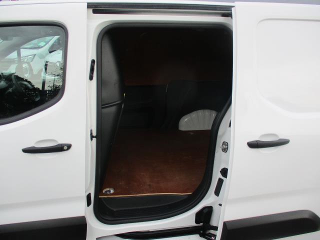 2020 Peugeot Partner 1000 1.5 Bluehdi 100 Professional Van (NV20FCE) Image 26