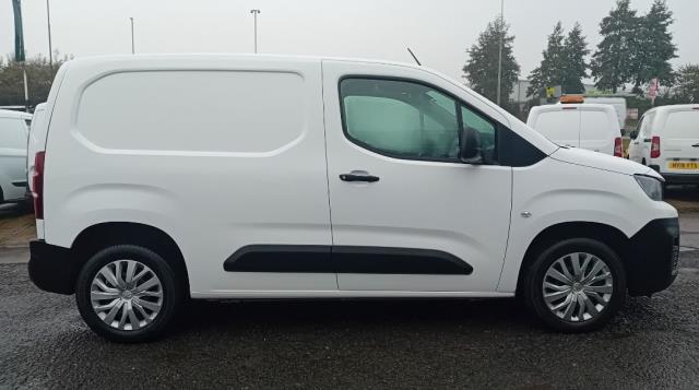 2020 Peugeot Partner 1000 1.5 Bluehdi 100 Professional Van (NV20FCX) Image 13