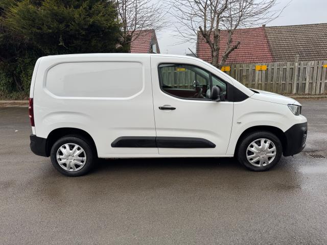 2020 Peugeot Partner 1000 1.5 Bluehdi 100 Professional Van Euro 6 (NV20FEJ) Image 10