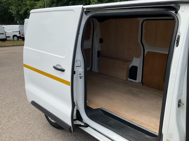 2020 Peugeot Expert 1400 2.0 Bluehdi 120 Professional Van (NV20FKB) Image 17