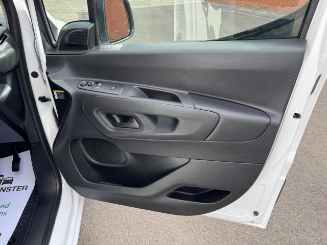 2020 Peugeot Partner 1000 1.5 Bluehdi 100 Professional Van Euro 6 SPEED RESTRICTED 70 MPH  (NV20GVW) Image 18