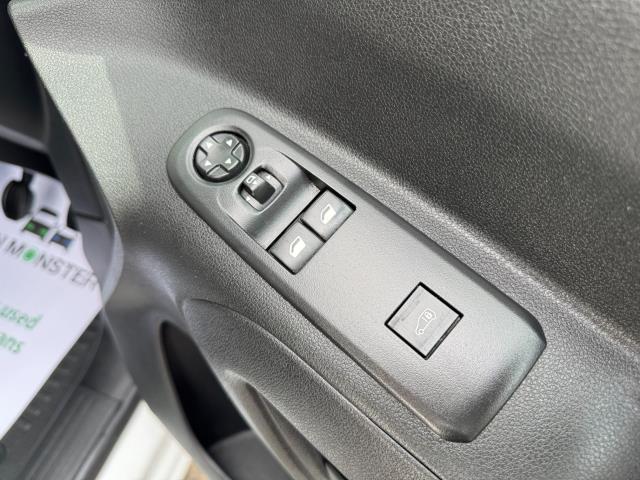 2020 Peugeot Partner 1000 1.5 Bluehdi 100 Professional Van Euro 6 SPEED RESTRICTED 70 MPH  (NV20GVW) Image 19