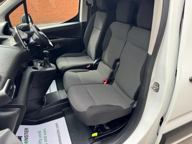 2020 Peugeot Partner 1000 1.5 Bluehdi 100 Professional Van Euro 6 SPEED RESTRICTED 70 MPH  (NV20GVW) Image 31