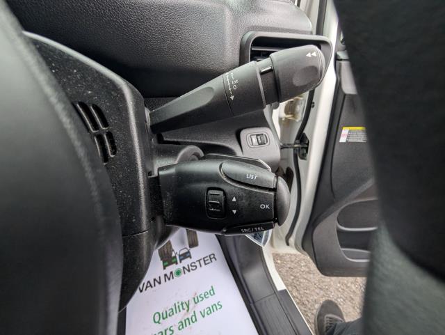 2020 Peugeot Partner 1000 1.5 Bluehdi 100 Professional Van (NV20HCJ) Image 21
