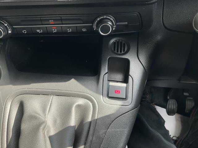 2020 Peugeot Partner 1000 1.5 Bluehdi 100 Professional Van (NV20HDC) Image 25