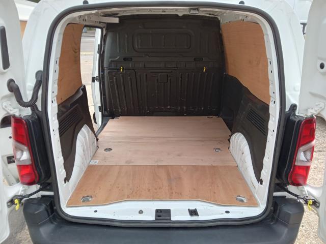 2020 Peugeot Partner 1000 1.5 Bluehdi 100 Professional Van (NV20HHC) Image 13
