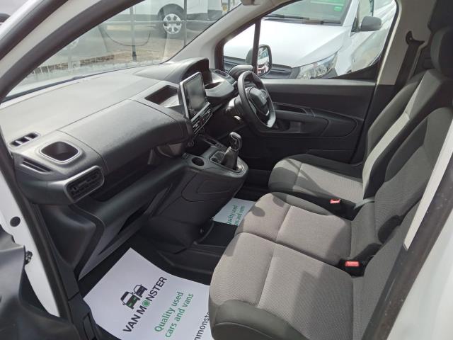 2020 Peugeot Partner 1000 1.5 Bluehdi 100 Professional Van (NV20HHC) Image 16