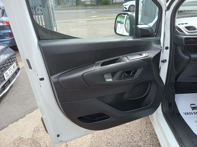 2020 Peugeot Partner 1000 1.5 Bluehdi 100 Professional Van (NV20HHC) Image 19