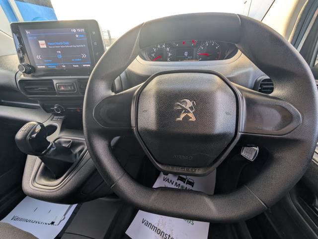 2021 Peugeot Partner 1000 1.5 Bluehdi 100 Professional Van (NV21BHN) Image 20