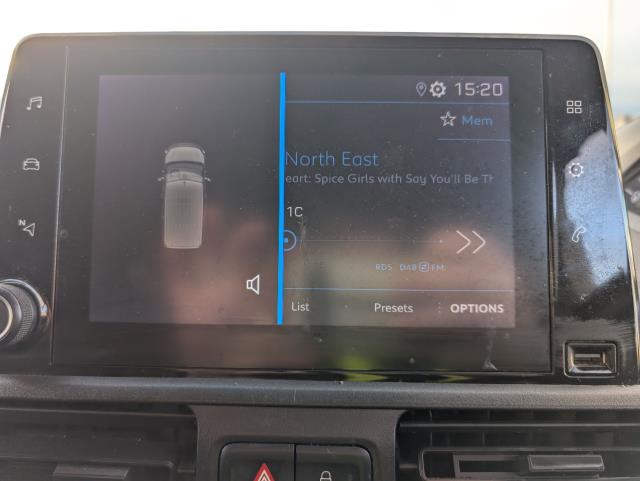 2021 Peugeot Partner 1000 1.5 Bluehdi 100 Professional Van (NV21BHN) Image 24