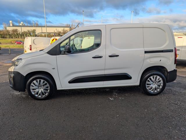 2021 Peugeot Partner 1000 1.5 Bluehdi 100 Professional Van (NV21BHN) Image 5