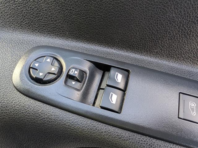 2021 Peugeot Partner 1000 1.5 Bluehdi 100 Professional Van (NV21BHN) Image 21
