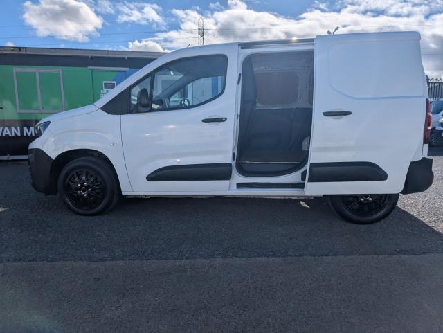 2021 Peugeot Partner 1000 1.5 Bluehdi 100 Professional Van (NV21BHZ) Image 6