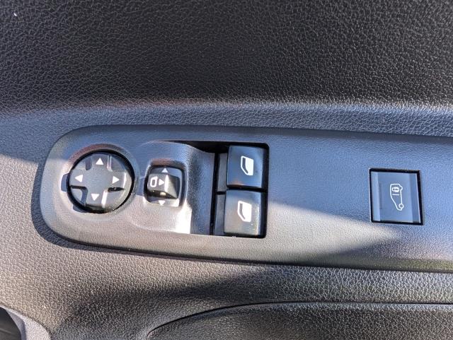 2021 Peugeot Partner 1000 1.5 Bluehdi 100 Professional Van (NV21BHZ) Image 18
