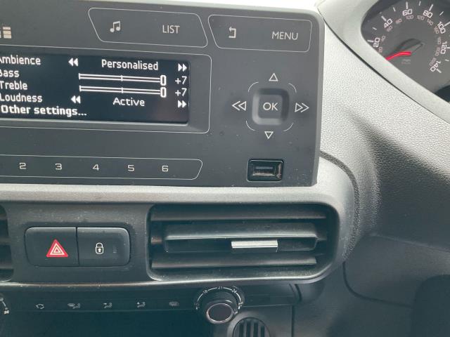2021 Peugeot Partner 1000 1.5 Bluehdi 100 Grip Van (NV21BLZ) Image 21